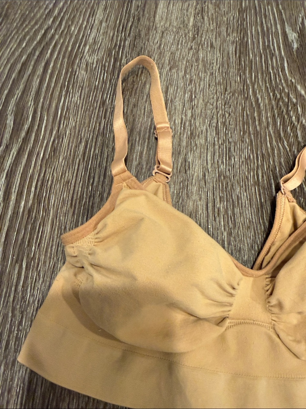 SKIMS Soft Stretch Bralette in Tan. Size- L/XL - Picture 2 of 7